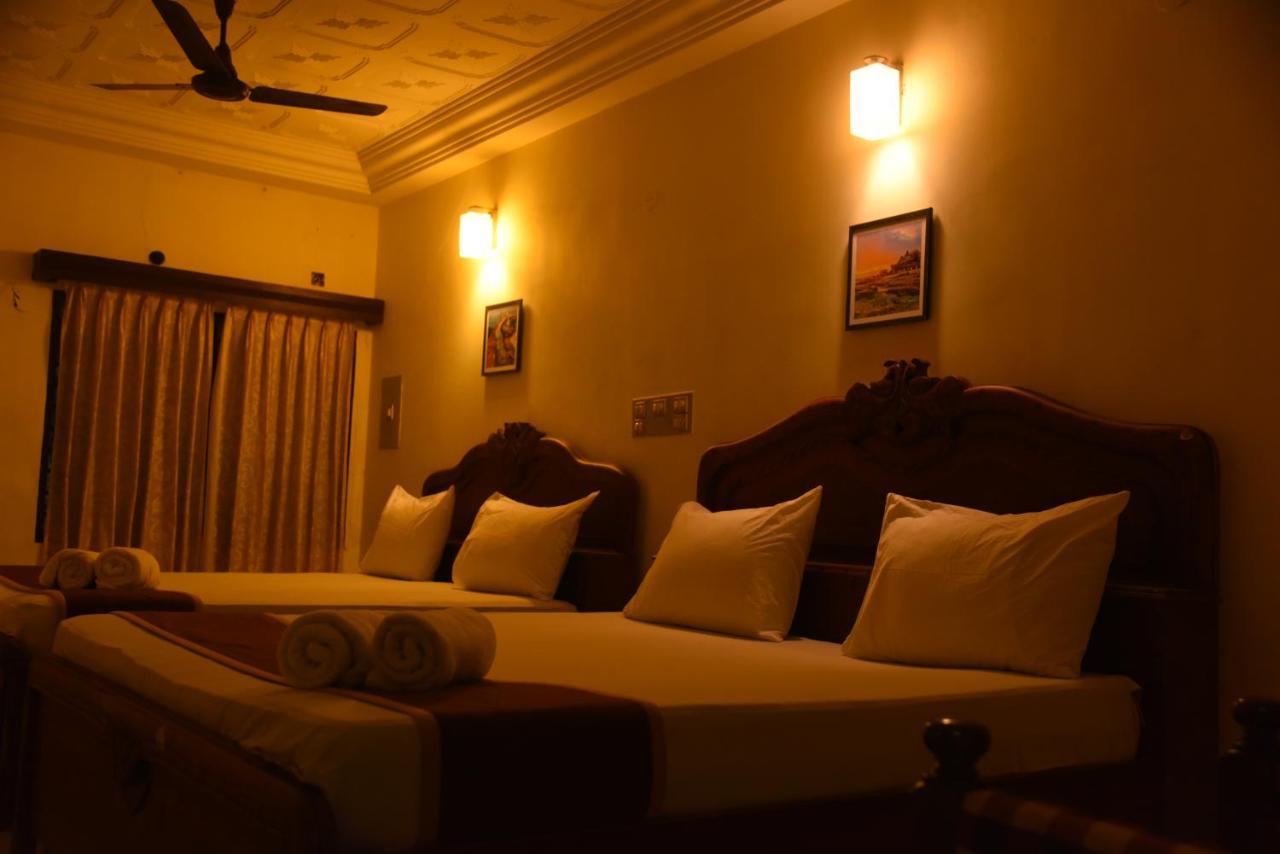 Hotel Raja Palace Kanyakumari Bagian luar foto